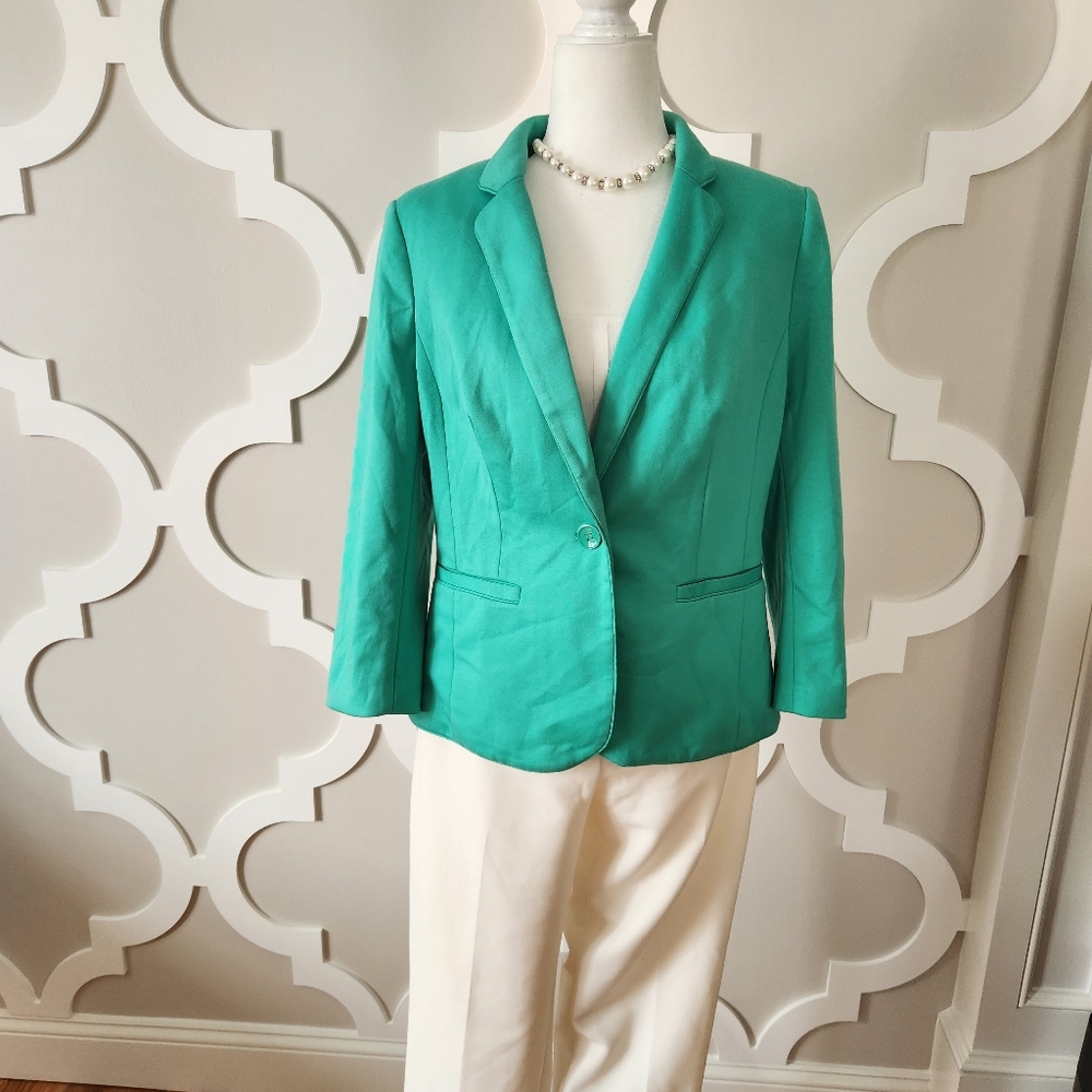 Green blazer - Picture 2 of 7